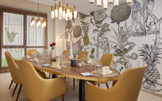 LesGirandieres_SeyssinetPariset_Restaurant4_salon_familles