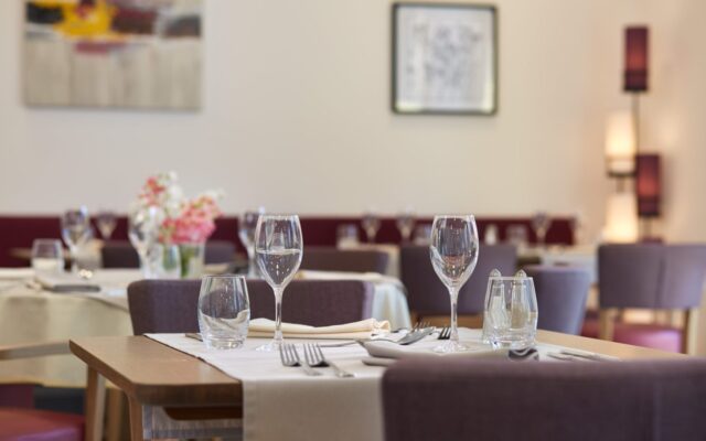 Restaurant2